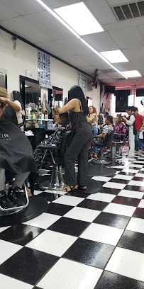 Diaz Beauty Salon - Photo 4 - Car repair in Dallas, TX, Richardson