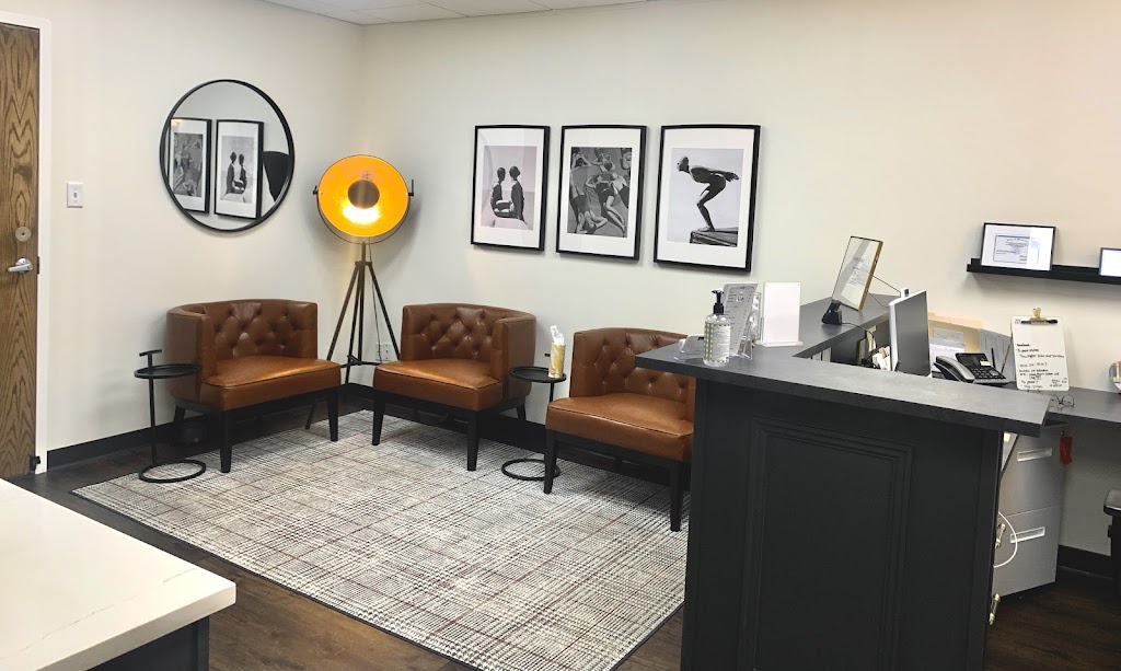 Laser Lounge STL 63122