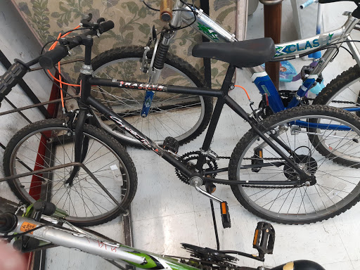 Thrift Store «Park Avenue Thrift», reviews and photos, 5520 Bells Ferry Rd, Acworth, GA 30102, USA