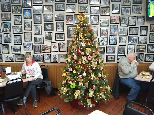 Donut Shop «HoneyDip Donuts», reviews and photos, 4480 Kenny Rd, Columbus, OH 43220, USA