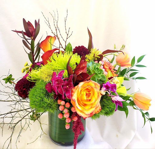 Florist «Point Loma Village Florist», reviews and photos, 3020 Cañon St, San Diego, CA 92106, USA