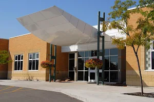 Bayview Hill Community Centre & Pool image