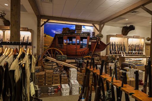 Gun Shop «Country Attic Treasures», reviews and photos, 260 Corwin Nixon Blvd, South Lebanon, OH 45065, USA
