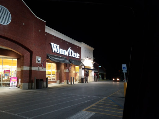 Grocery Store «Winn-Dixie», reviews and photos, 3331 Rainbow Dr, Rainbow City, AL 35906, USA