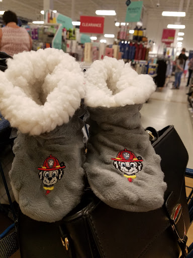 Shopping Mall «New Towne Mall», reviews and photos, 400 Mill Ave SE C8, New Philadelphia, OH 44663, USA