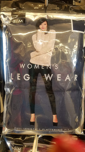 Shoe Store «Payless ShoeSource», reviews and photos, 29821 Ford Rd, Garden City, MI 48135, USA