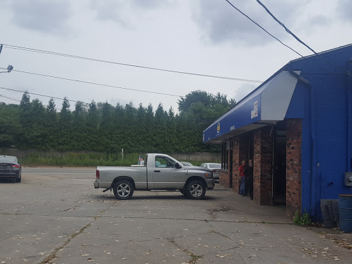 REM Automobiles Inc, 522 SW Cutoff, Worcester, MA 01607, USA, 