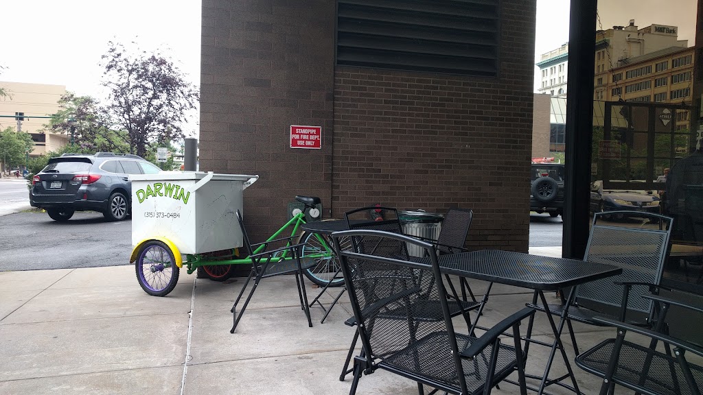 Darwin On Clinton 13202