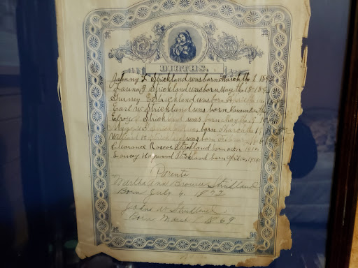 Dollar Store «Dollar Tree», reviews and photos, 174 N Main St, Florida, NY 10921, USA