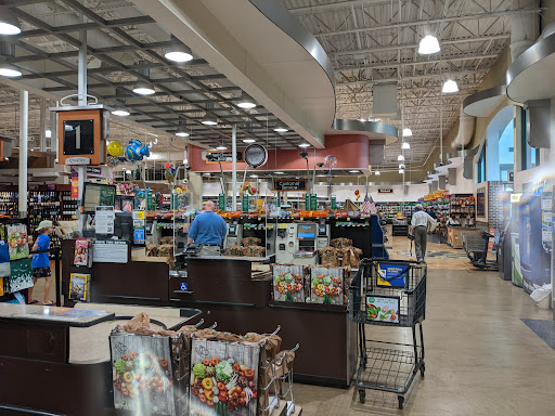 Grocery Store «Harris Teeter», reviews and photos, 3501 Oleander Dr, Wilmington, NC 28403, USA