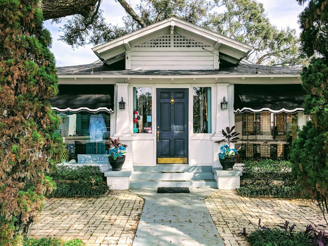 Bungalow Boutique and Gifts