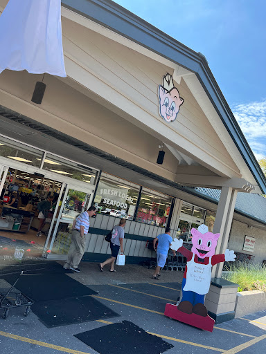 Shopping Mall «Coligny Plaza Shopping Center», reviews and photos, 1 N Forest Beach Dr, Hilton Head Island, SC 29928, USA