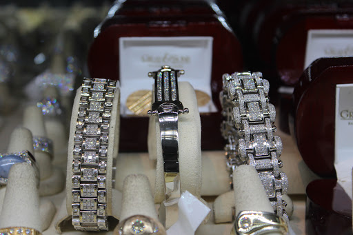 Watch Repair Service «Gray & Sons Jewelers», reviews and photos, 9595 Harding Ave, Miami Beach, FL 33154, USA