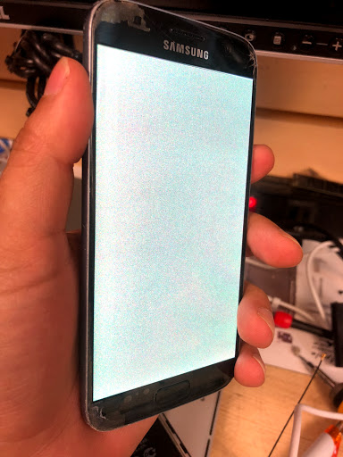 Phone Repair Service «Blue Point Repair», reviews and photos, 14526 Sherman Way c, Van Nuys, CA 91405, USA