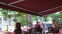 Atmosphère du Restaurant Pizzeria Rive Gauche à Le Bourg-d'Oisans - n°3