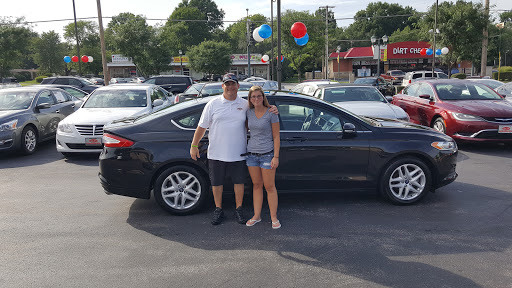 Used Car Dealer «GMT Auto Sales», reviews and photos, 225 N Hwy 67, Florissant, MO 63031, USA