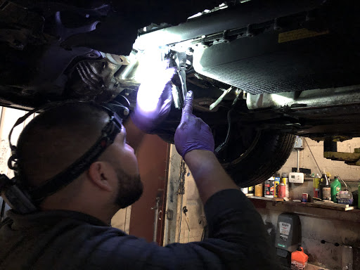 Auto Repair Shop «Baeza Auto Repair Aurora», reviews and photos, 544 E Benton St, Aurora, IL 60505, USA