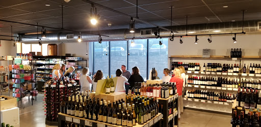 Liquor Store «Cambridge Wines», reviews and photos, 10 Lafayette Ave, Morristown, NJ 07960, USA