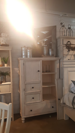 Furniture Store «Ashley HomeStore», reviews and photos, 1310 W 15th St, Panama City, FL 32401, USA