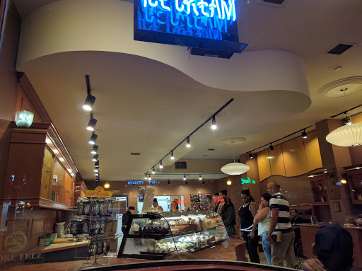 Pastry Shop «Astoria Pastry Shop», reviews and photos, 320 S Main St, Royal Oak, MI 48067, USA