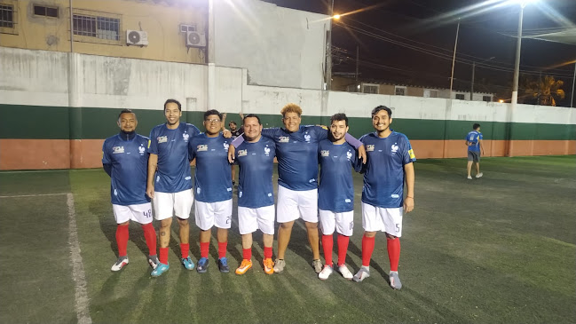 Opiniones de Cancha Futbolyc en Guayaquil - Campo de fútbol