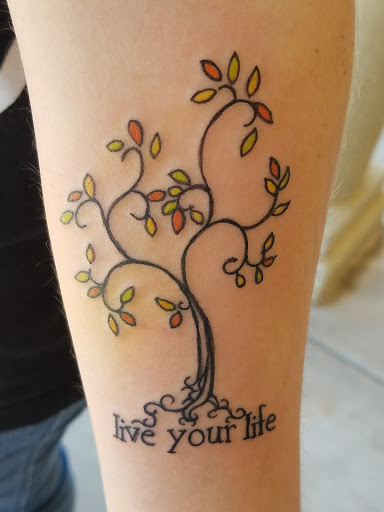 Tattoo Shop «Simply Addictive Tattoo Studio», reviews and photos, 920 NW 32nd St, Newcastle, OK 73065, USA