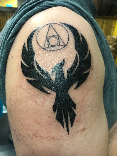 Tattoo Shop «Scratch The Surface Tattoo», reviews and photos, 6550 International Dr #111, Orlando, FL 32819, USA