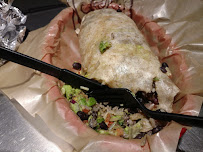 Burrito du Restaurant mexicain Chipotle Mexican Grill à Paris - n°4