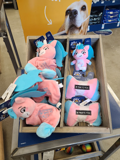 Pet Supply Store «Petco Animal Supplies», reviews and photos, 1945 W Palmetto St #250, Florence, SC 29501, USA