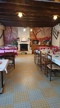 Atmosphère du Restaurant français Relais de l'Ardillière à Couesmes - n°1