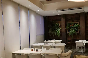 Saíra Restaurante image