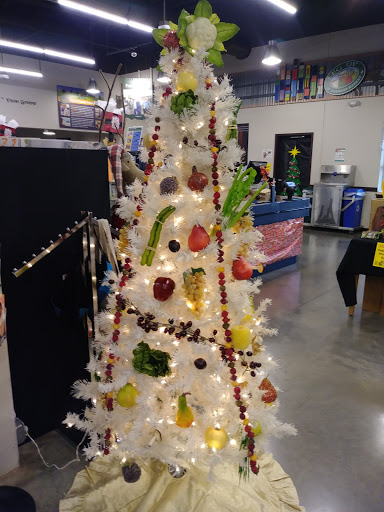 Health Food Store «Leg Up Farmers Market», reviews and photos, 3100 N George St, York, PA 17406, USA