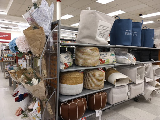 Department Store «T.J. Maxx», reviews and photos, 951 W Pleasant Valley Rd, Parma, OH 44134, USA