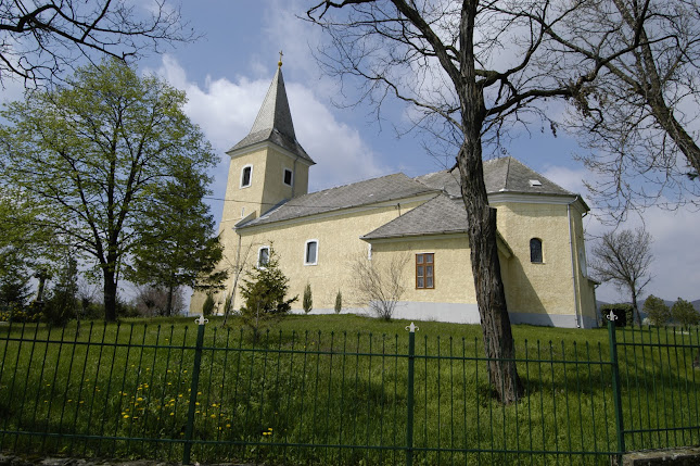 Domoszlói Szent Demeter templom