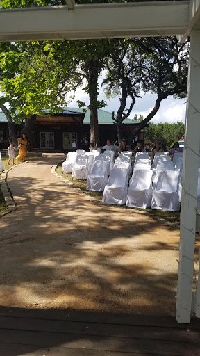 Indoor Lodging «Canyon Lake Cabins and Cottages», reviews and photos, 21400 FM306, Canyon Lake, TX 78133, USA