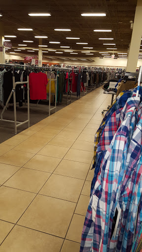 Clothing Store «Burlington Coat Factory», reviews and photos, 1300 N Larkin Ave, Joliet, IL 60435, USA
