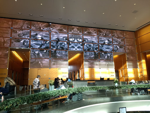 Shopping Mall «The Market and Shops at Comcast Center», reviews and photos, 1701 John F Kennedy Blvd #300, Philadelphia, PA 19103, USA