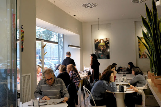 Restaurante PÁJAROS EN LA CABEZA en Zaragoza