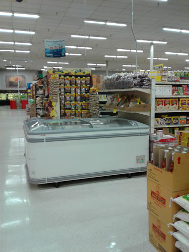 Supermarket «Rowes Supermarkets», reviews and photos, 5435 Blanding Blvd, Jacksonville, FL 32244, USA