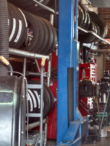 Car Repair and Maintenance «Midas», reviews and photos, 84 Grandin Rd, Maineville, OH 45039, USA