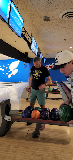 Bowling Alley «Ward Parkway Lanes», reviews and photos, 1523 W 89th St, Kansas City, MO 64114, USA