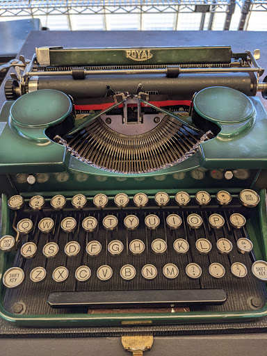 Typewriter repair service Hayward