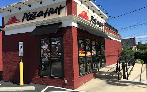 Pizza Hut image