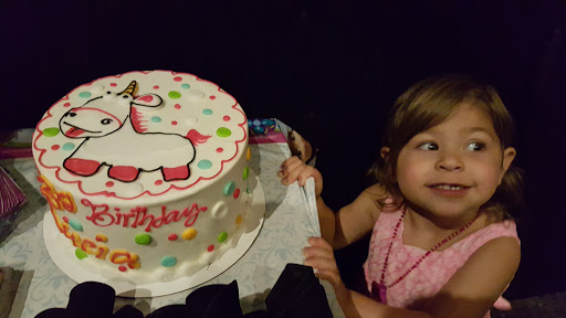 Bakery «Mulberries Cake Shop», reviews and photos, 2027 E Colfax Ave, Denver, CO 80206, USA