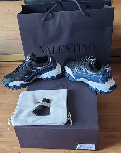 Boutique «VALENTINO», reviews and photos, 105 Grant Ave, San Francisco, CA 94108, USA