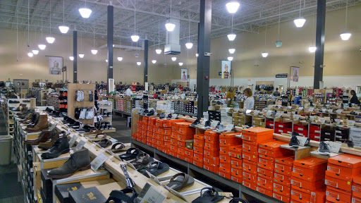 Shoe Store «DSW Designer Shoe Warehouse», reviews and photos, 1300 Huguenot Rd, Midlothian, VA 23113, USA