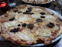 Pizza du Pizzeria LA GIRANDOLE à Cassis - n°20