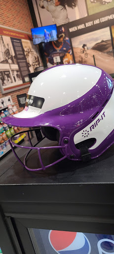 Shopping Mall «Grand Ridge Plaza», reviews and photos, 1451 Highlands Dr NE, Issaquah, WA 98029, USA