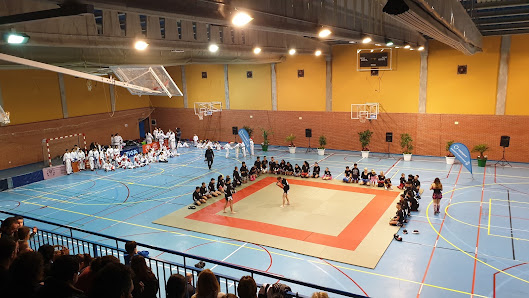 Delegación Municipal de Deportes de Estepona Av. Juan Carlos I, 40, 29680 Estepona, Málaga, España