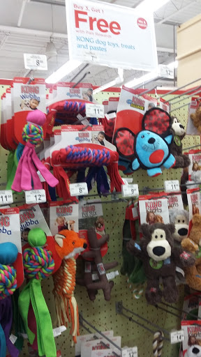 Pet Supply Store «Petco Animal Supplies», reviews and photos, 1142 Broadway, Chula Vista, CA 91911, USA